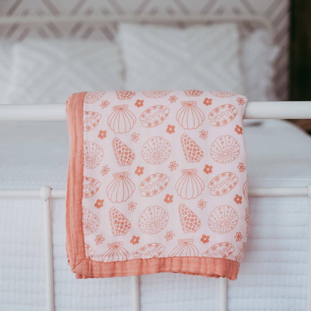 Shell-abrate Baby Quilt