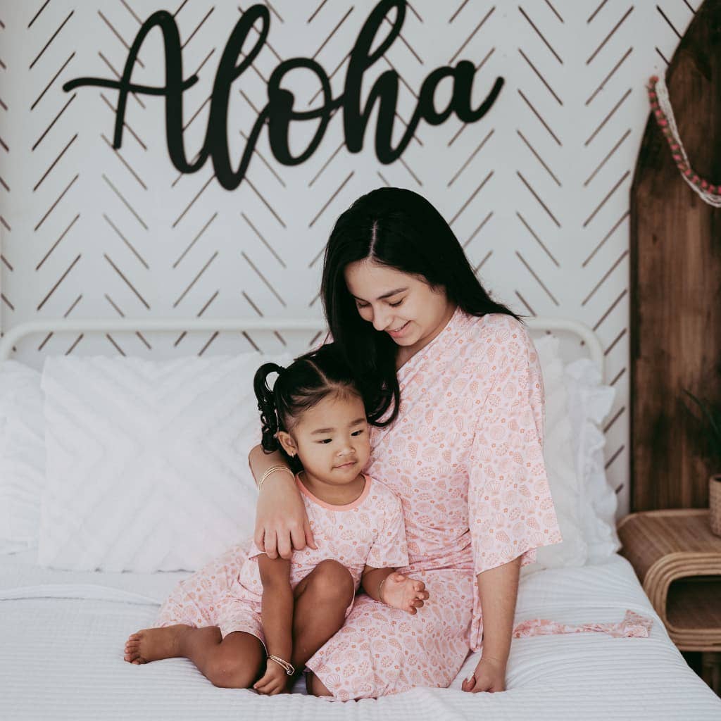 Shell-abrate Bamboo Mama Robe