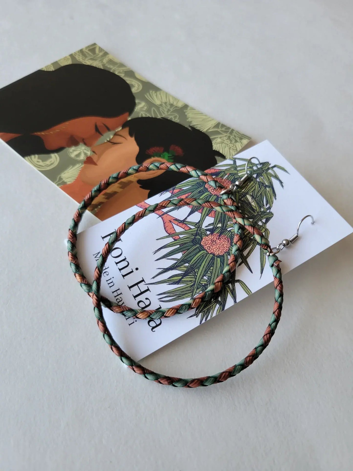 Honi Hala: Medium Two Tone Hoops