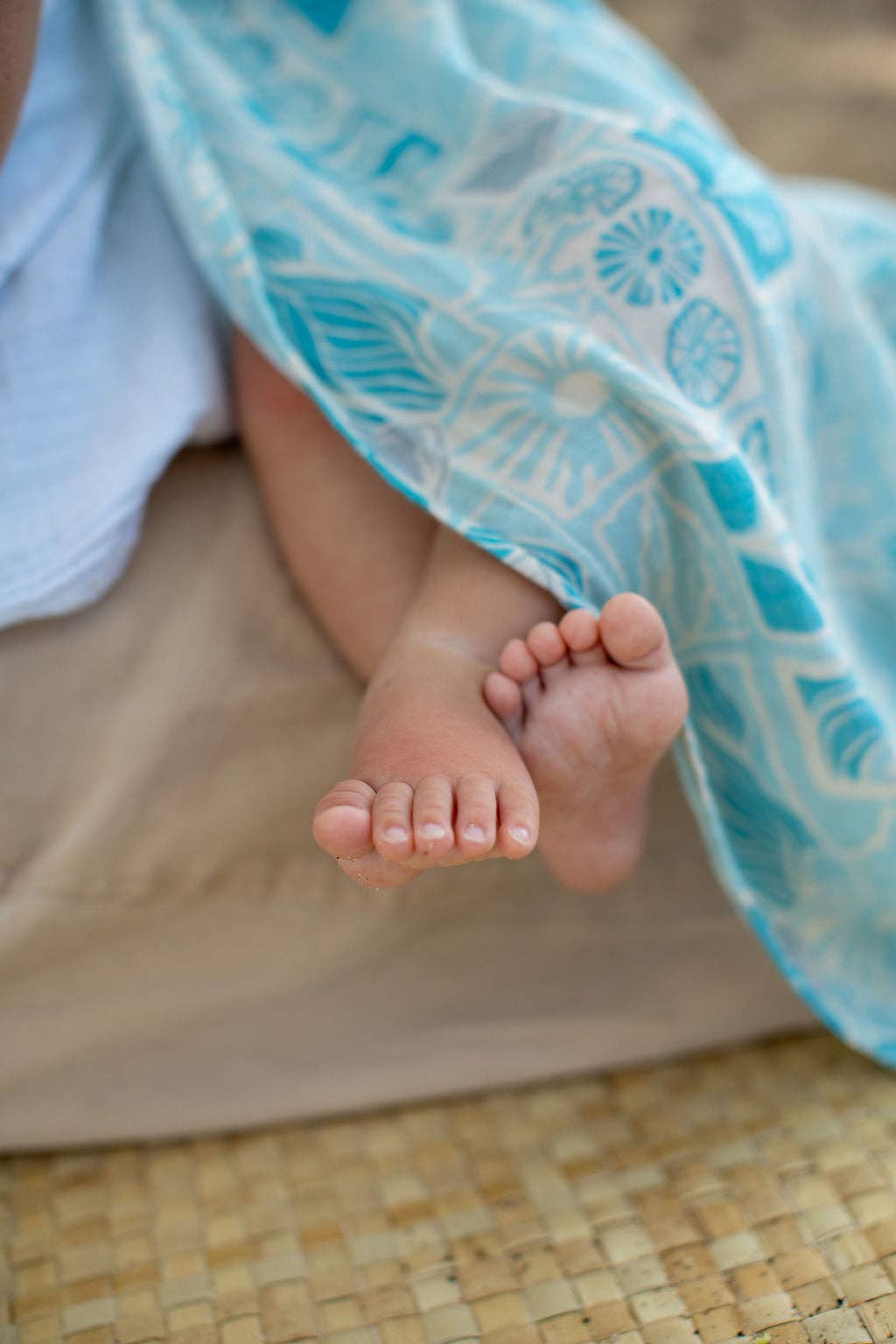 Kapa Kai Bamboo Muslin Kapa Moe (Swaddle Blanket)