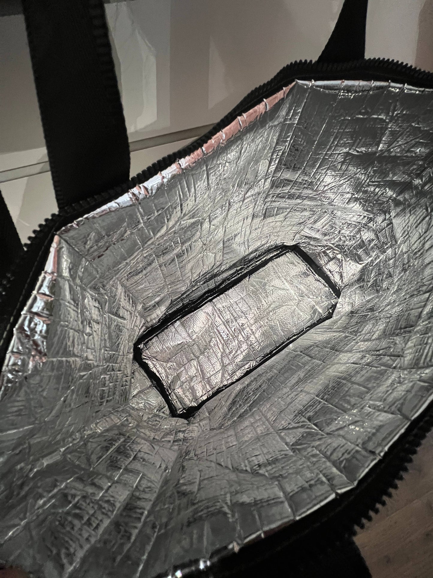 Large Spalsh Proof COOLER Tote Bag ~ Lo'i Kalo Pohaku