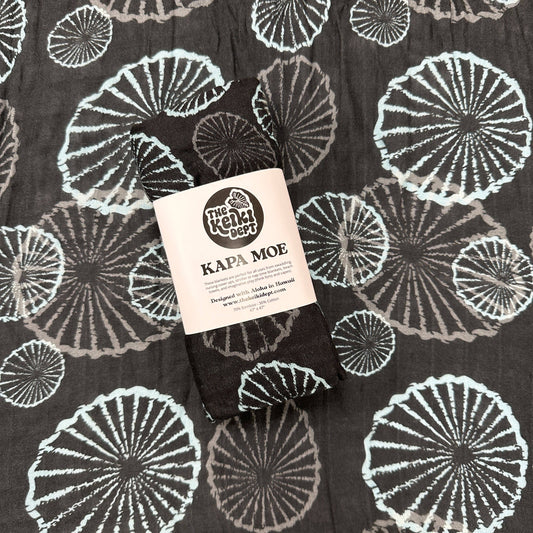 Hawaiian Black Opihi Bamboo Muslin Swaddle Blanket