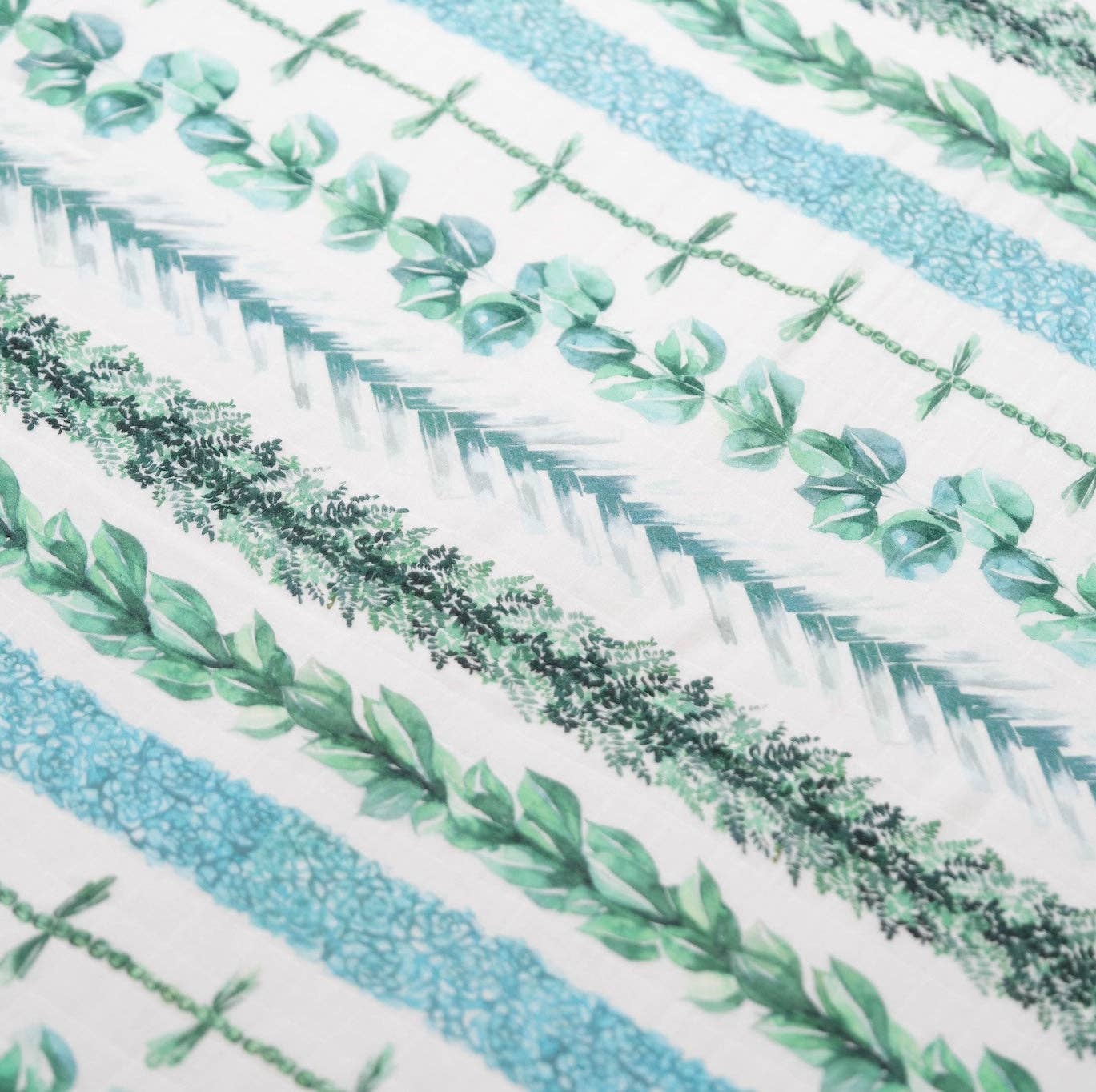 Lei Omaomao Bamboo Muslin Kapa Moe (Swaddle Blanket)