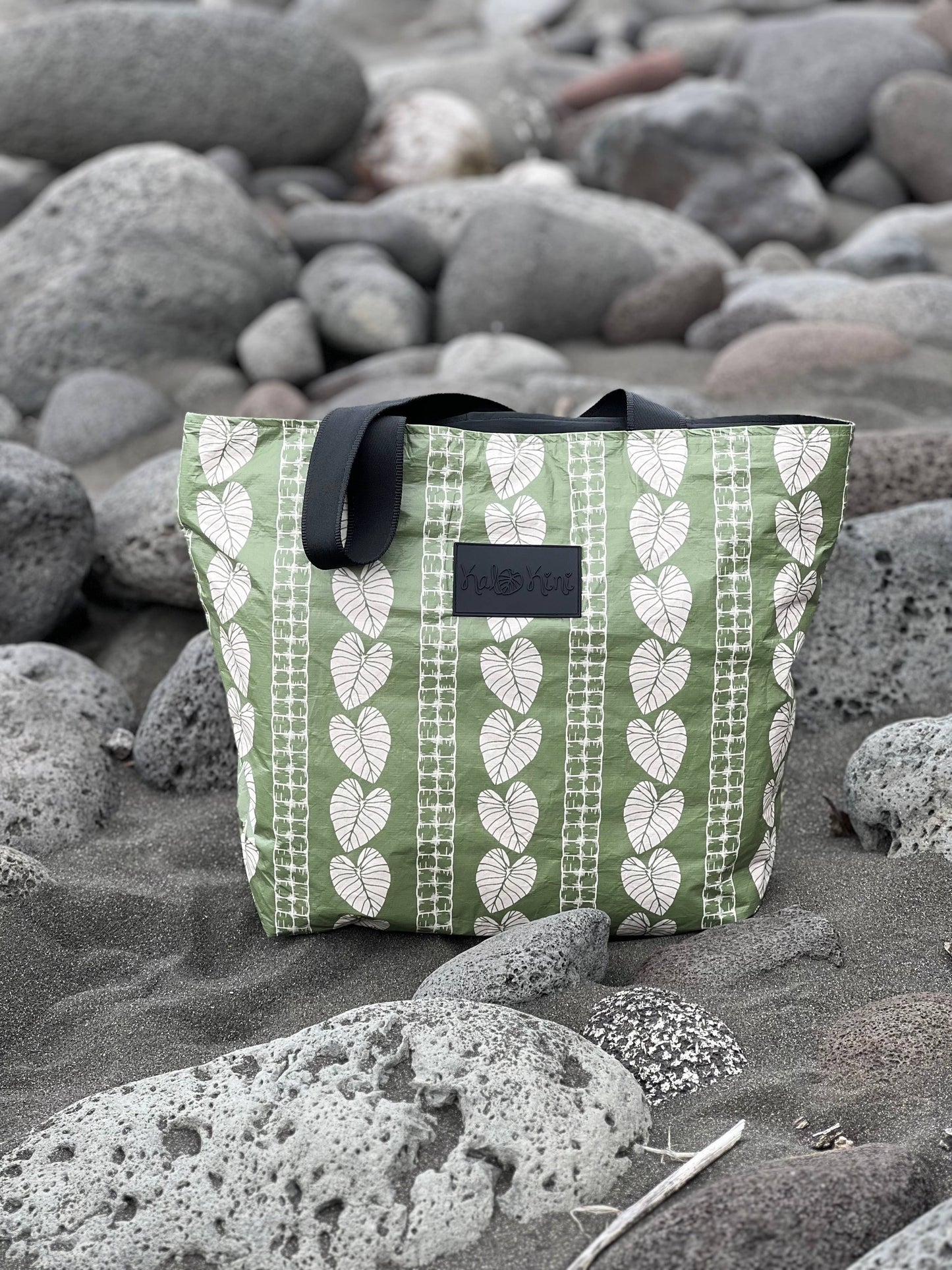 Large Spalsh Proof Tote Bag ~ Kalo X Ulana Olive