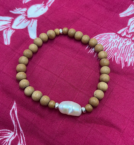 Kulaiwi: Elastic Bracelet